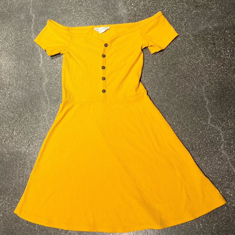 Urban Heritage Yellow Button up Dress